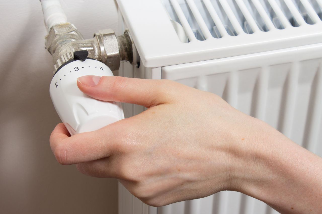 Jak zamontować głowicę termostatyczną?