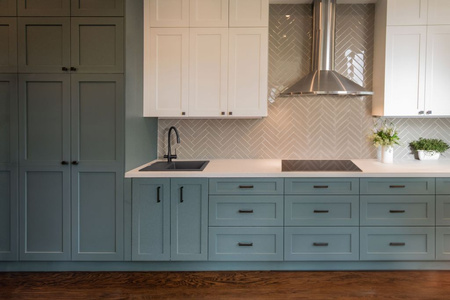 Invena bateria kuchenna z filtrem Glamour, czarny BZ-02-F04-V