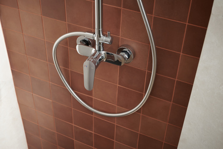 KFA zestaw prysznicowy z deszczownią i baterią natryskową OTAVA chrom 5556-910-00