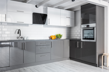 Invena bateria kuchenna ścienna Roma, czarny/chrom BC-24-E4S-L