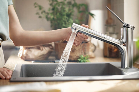 Hansgrohe bateria kuchenna stojąca 150 2jet Zesis M33, chrom 74800000