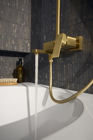 KFA deszczownia z baterią natryskową i składaną wylewką Logon, brushed light gold PVD 5136-925-39