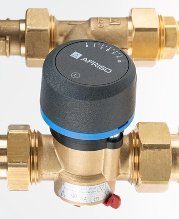 Afriso zestaw mieszający ze sprzęgłem hydraulicznym BPS 966 AP, dwa człony z zaworem obrotowym ARV 362 Vario ProClick, pompy AFRISO APH 160 9096620