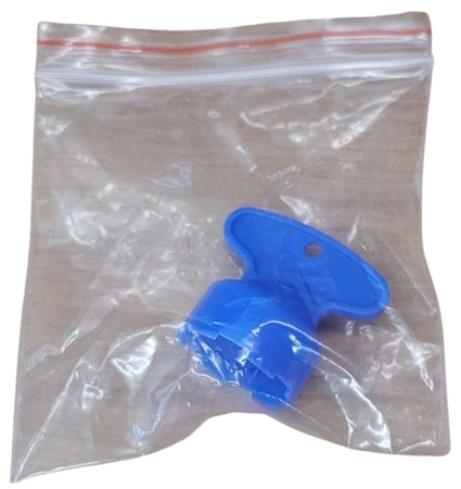 WYPRZEDAŻ: Invena dwufunkcyjna elastyczna wylewka do baterii PLUS czarny SC-B1-223