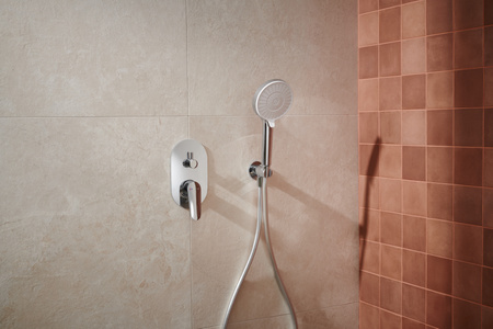 KFA zestaw natryskowy podtynkowy z baterią OTAVA chrom 5559-501-00